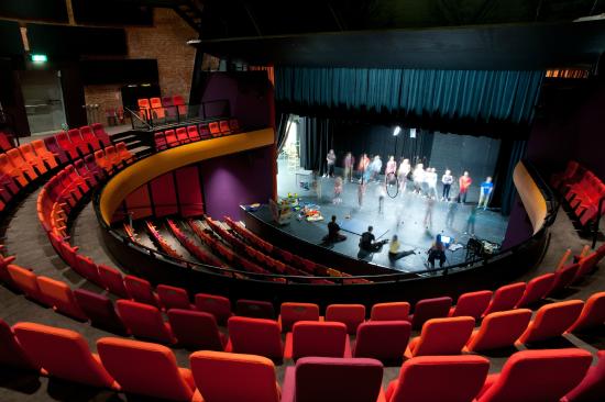 Technical Specifications – The Landmark Theatre