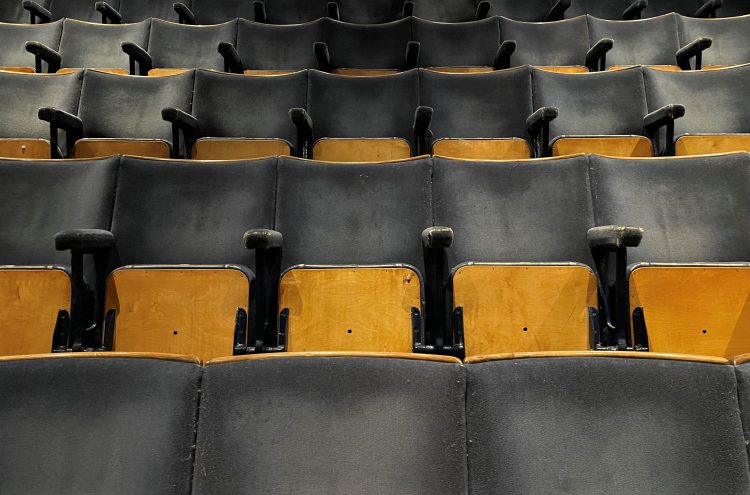 Queen&#8217;s Theatre &#8211; Main Auditorium